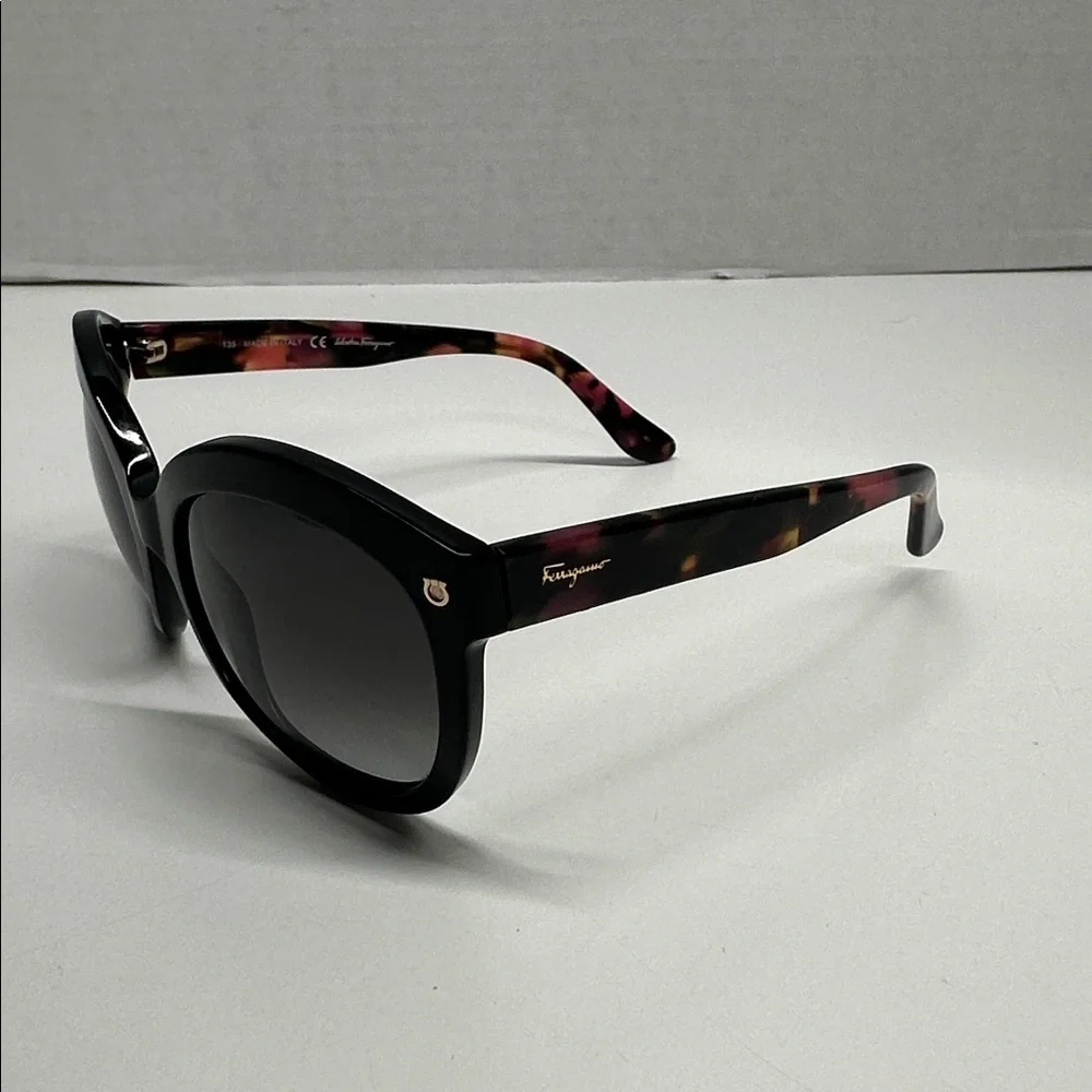 Salvatore Ferragamo Cat Eye Sunglasses Designer Sun Glasses Black Tortoise Pink